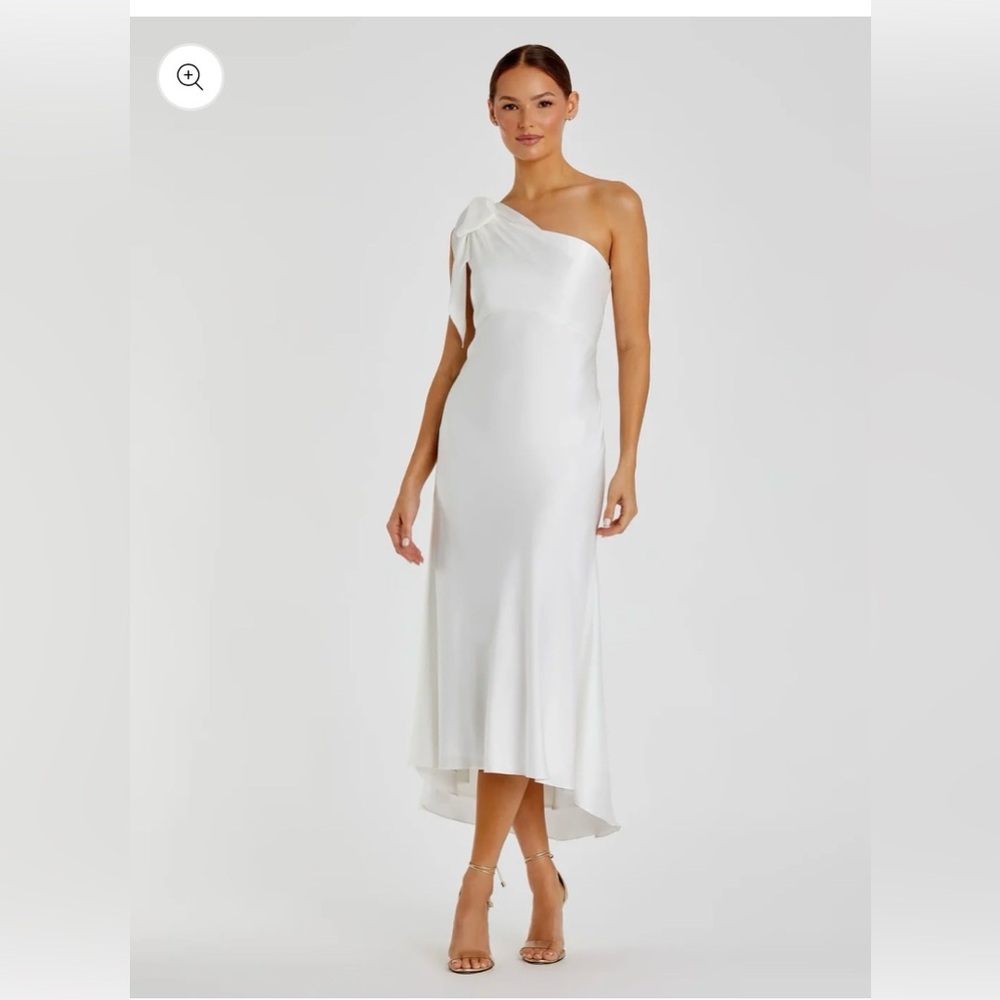 NWT IEENA for Mac Duggal White Satin One Shoulder Dress Size 10